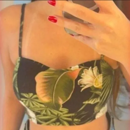 Cropped Farm Folhas