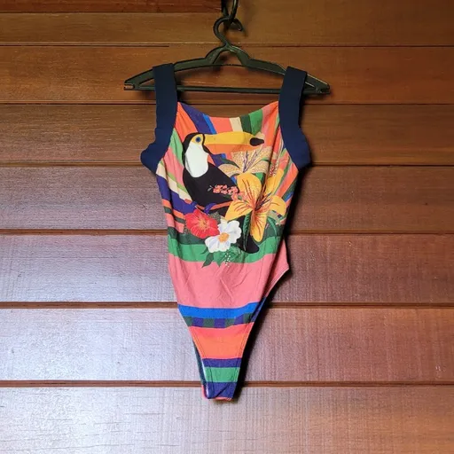 body farm rio estampa tucano tropical tam g