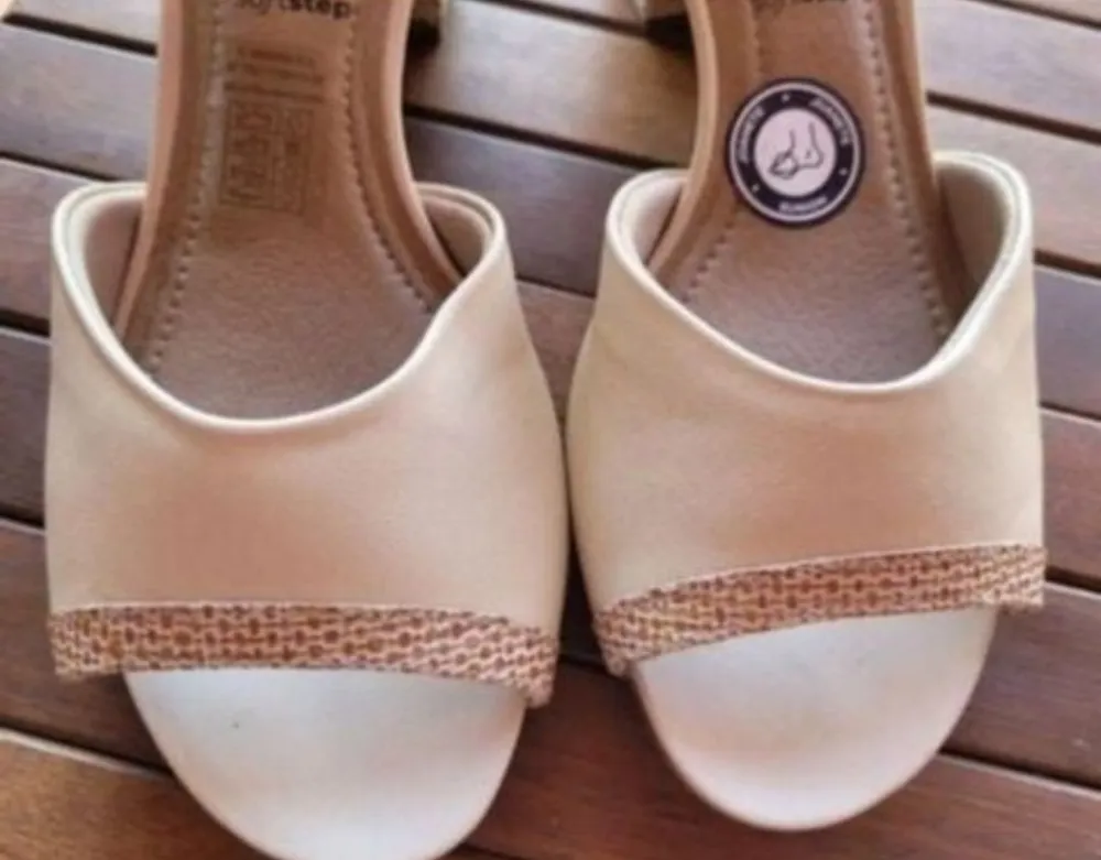 sandália piccadilly salto bloco conforto nude tam 37