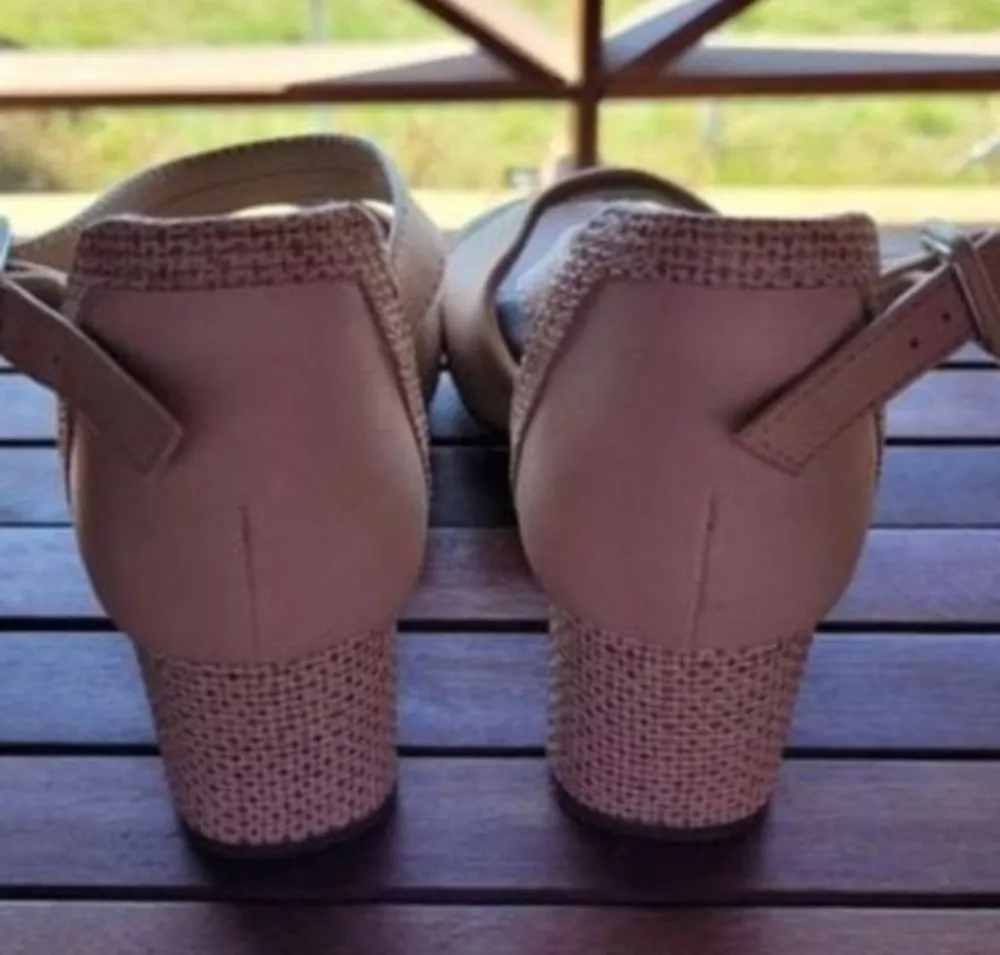 sandália piccadilly salto bloco conforto nude tam 37