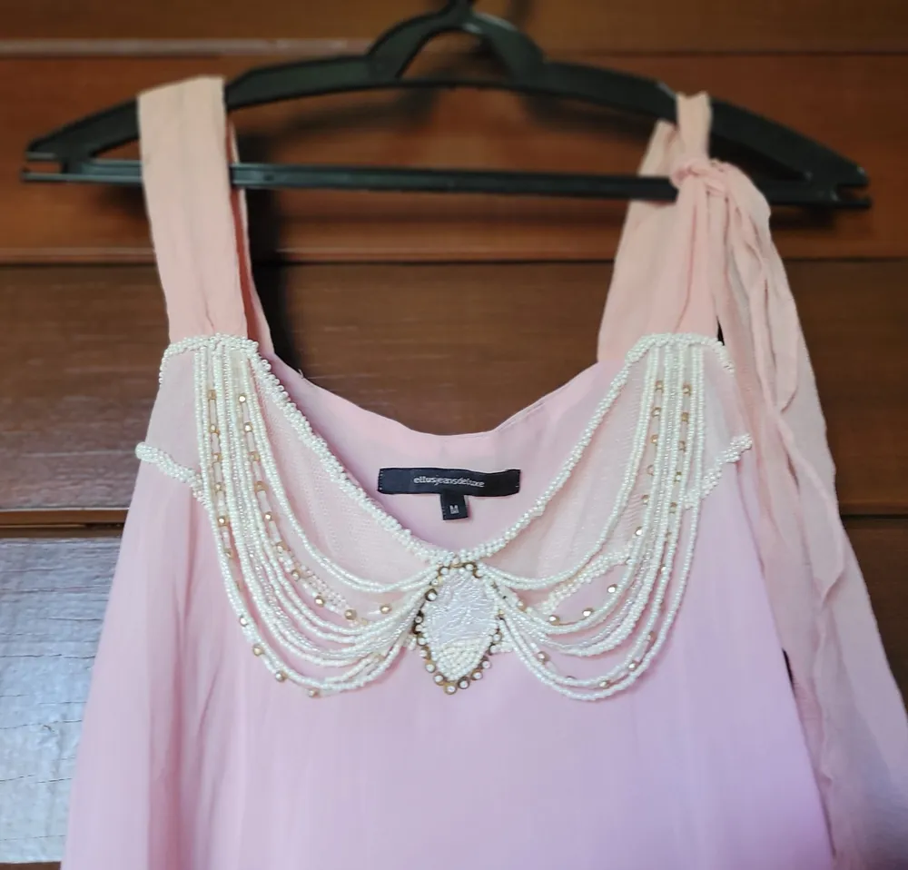 blusa ellus seda rosa chá - bordado pérolas e babados tam m