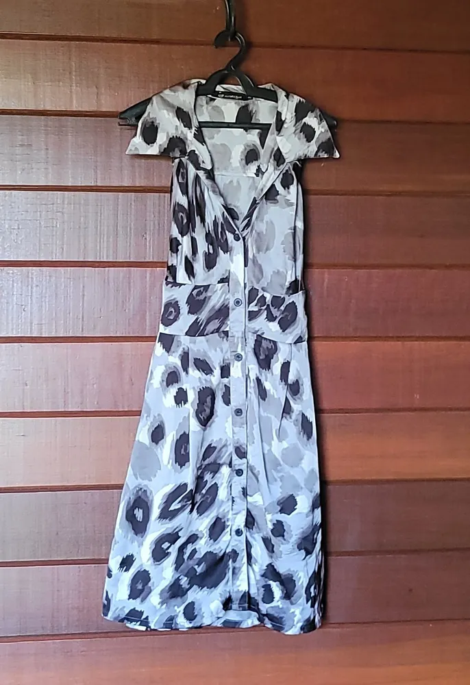 vestido zinzane animal print cinza tam 40