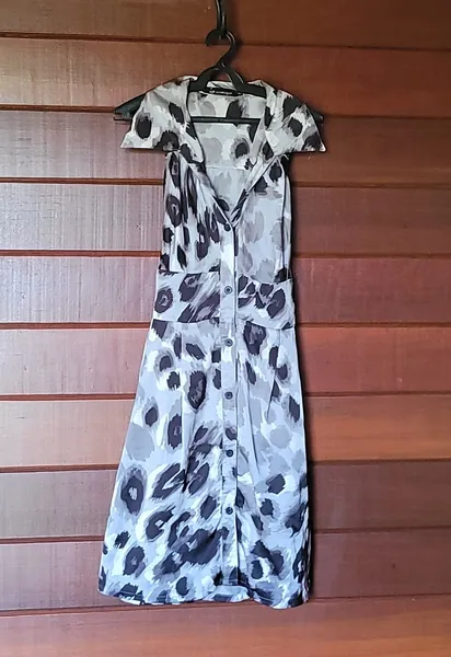vestido zinzane animal print cinza tam 40