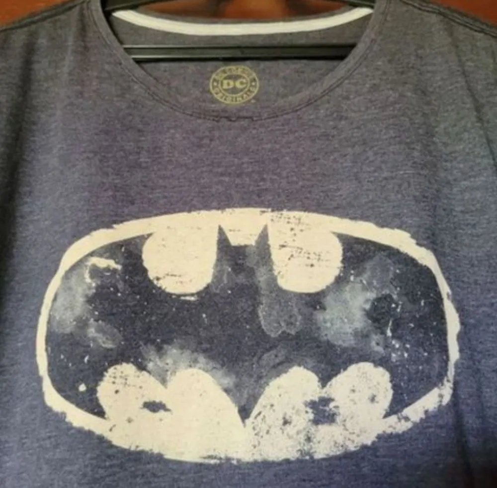 Camiseta Batman Logo Clássico DC Comics Tam GG