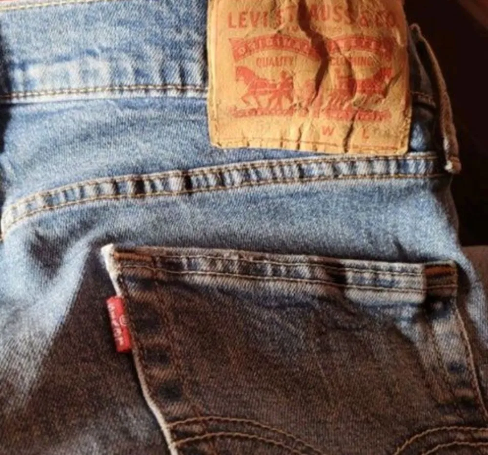 Calça Jeans Levis Original Destroyed