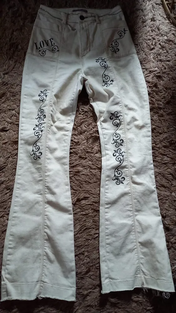 calça jeans exclusiva pintada a mão