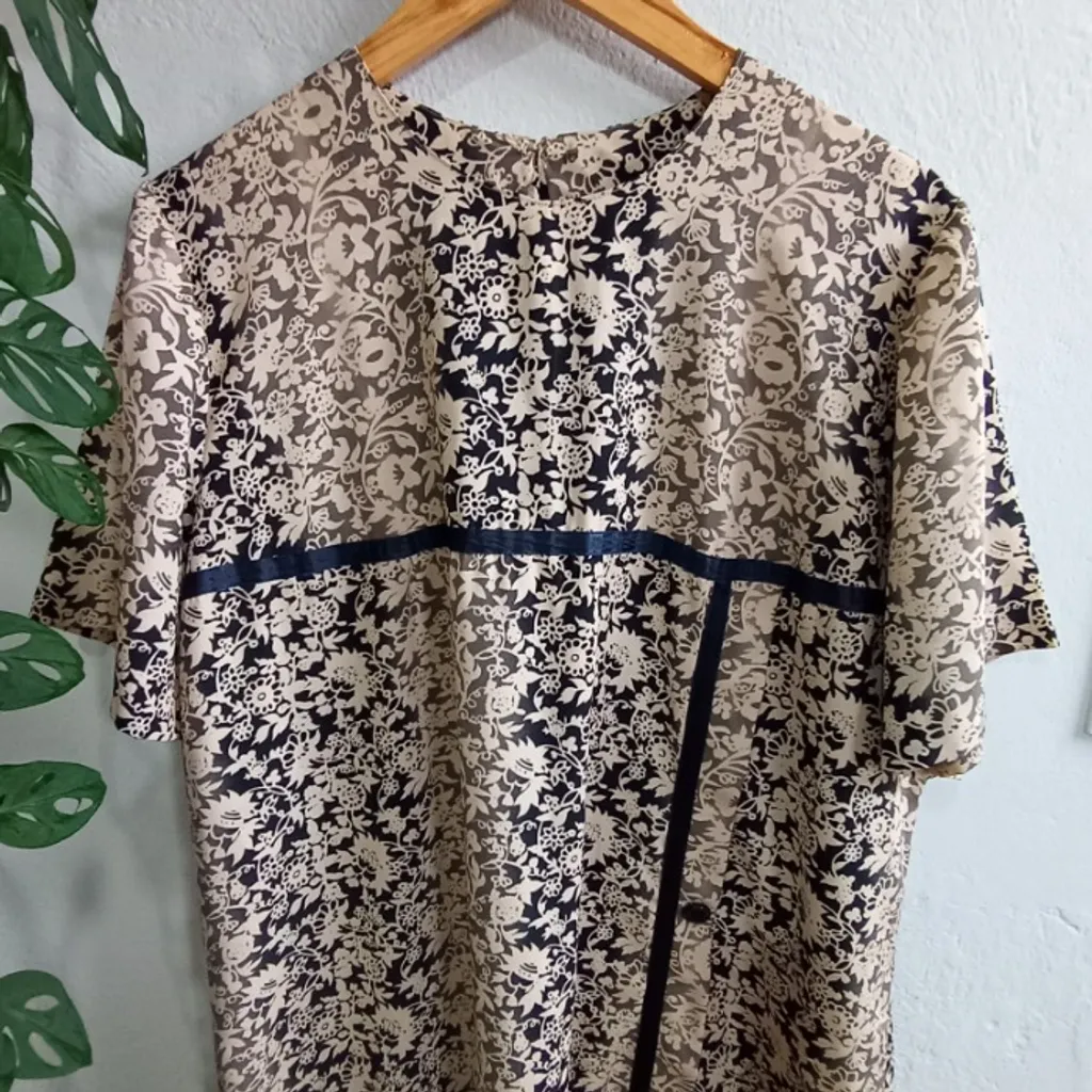 Vestido Artesanal Retrô Chique em Tecido Levinho Tamanho GG