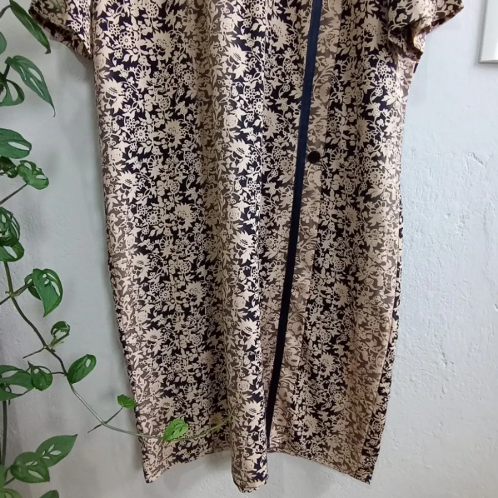 Vestido Artesanal Retrô Chique em Tecido Levinho Tamanho GG