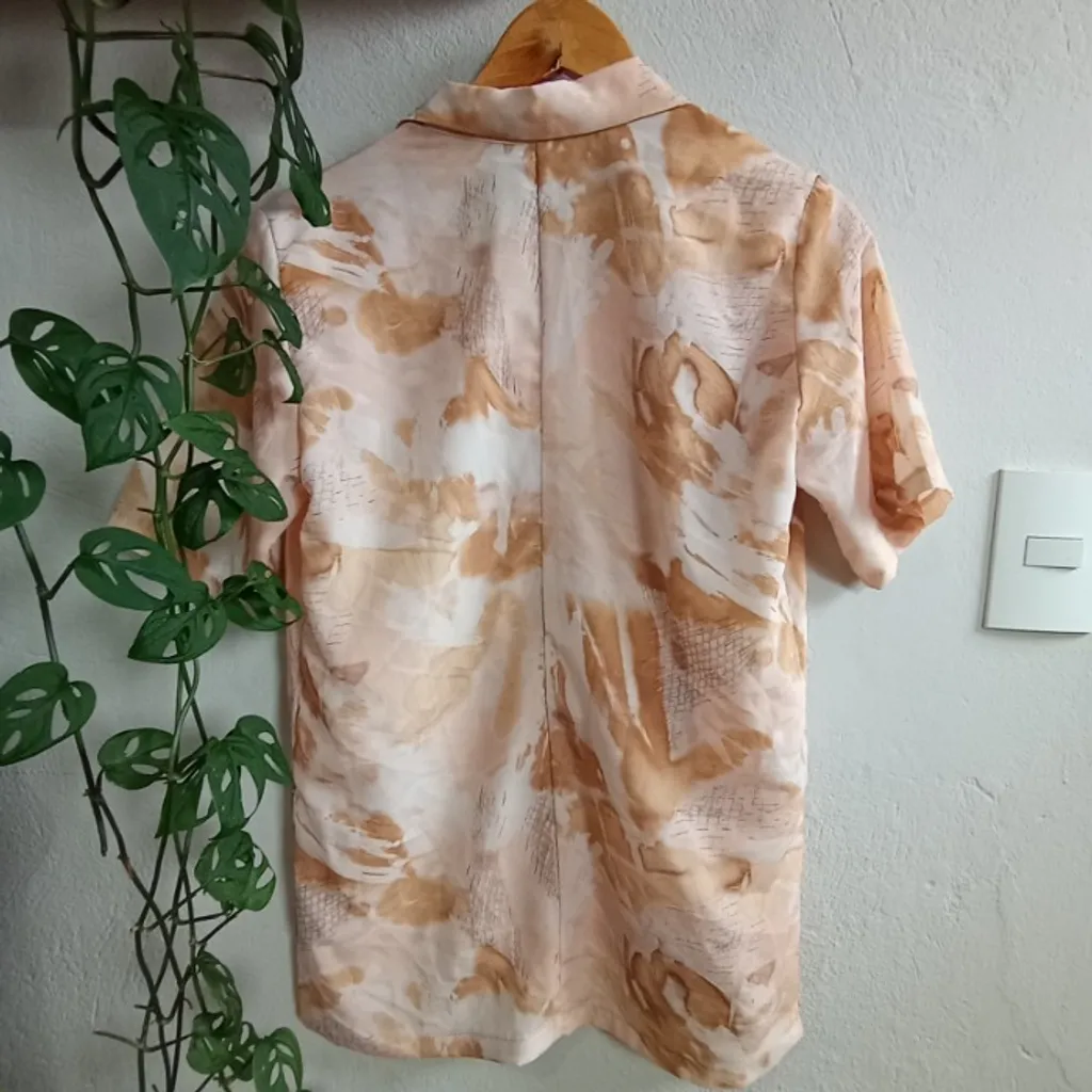 Camisa Vintage Feita à Mão Com Botões em Madrepérola Tamnho GG
