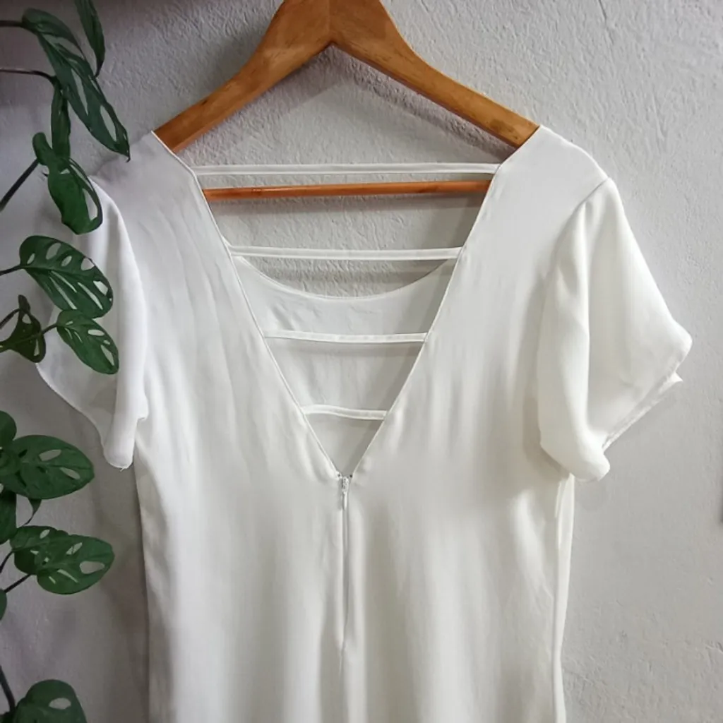 Vestido Branco em Crepe Natural Basic Tamanho P