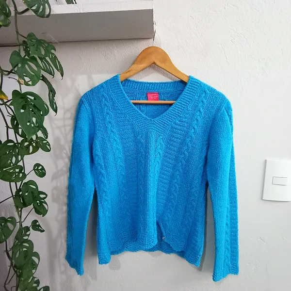Suéter feminino de tricô azul - Tamanho M