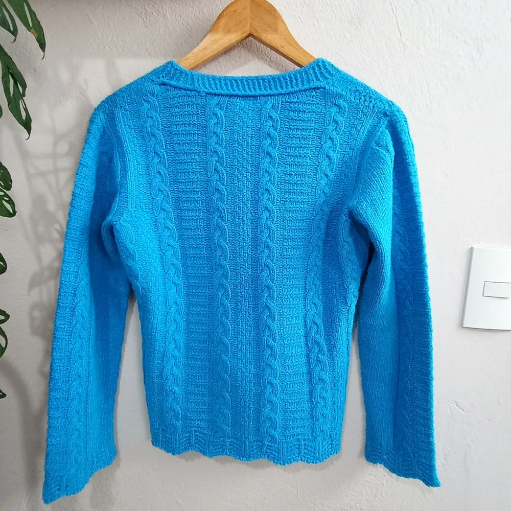 Suéter feminino de tricô azul - Tamanho M