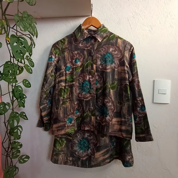 Conjunto Vintage Artesanal Floral Blazer e Saia M