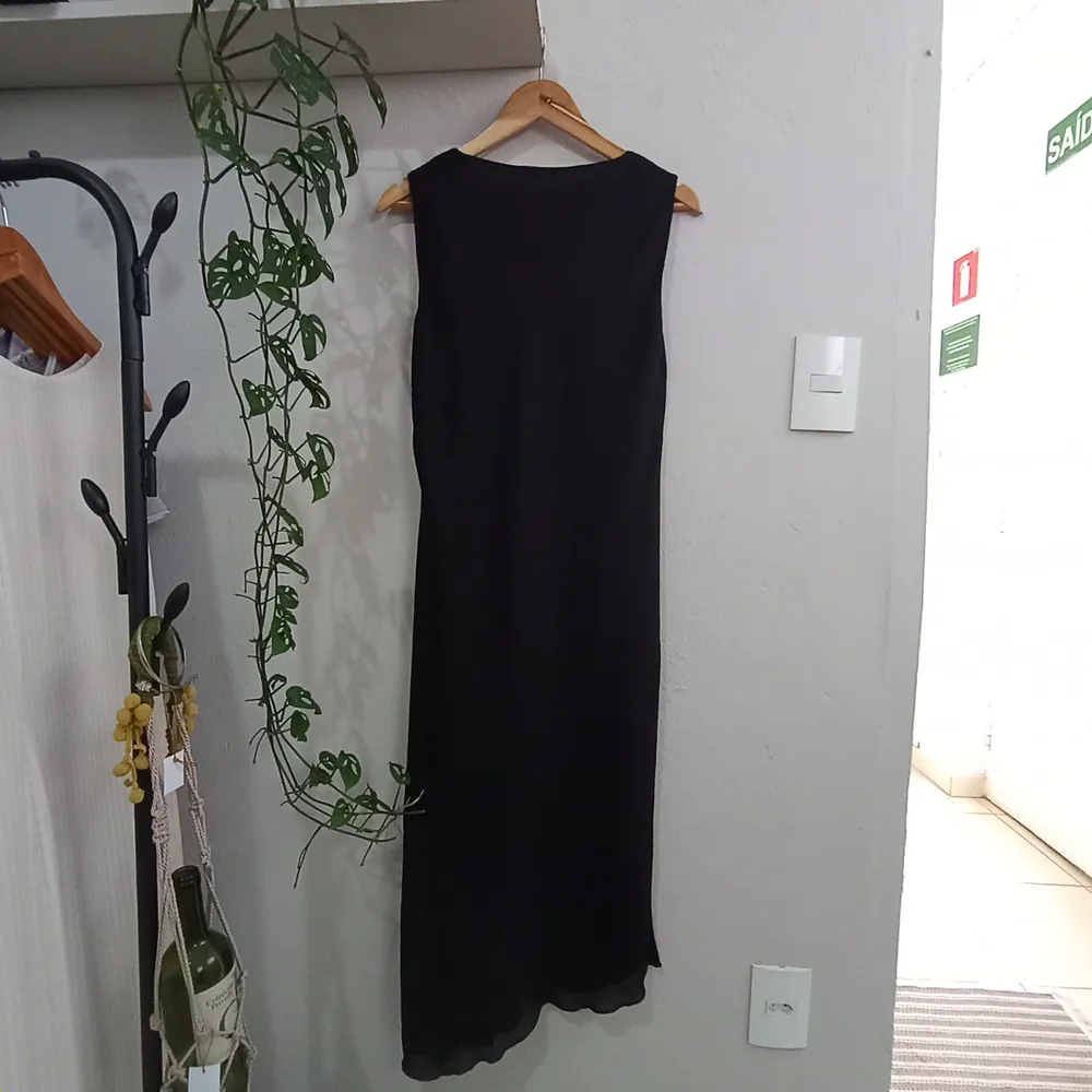 Vestido Preto Bordado Floral Vintage  Tamanho P