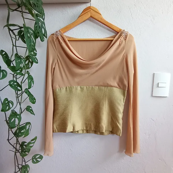 Blusa Fairy Bege com Bordados - Tamanho P