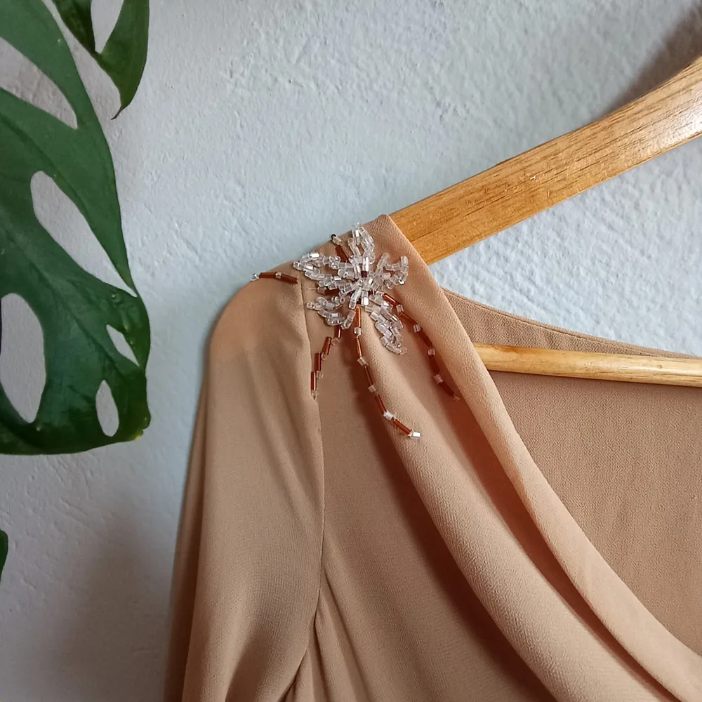 Blusa Fairy Bege com Bordados - Tamanho P