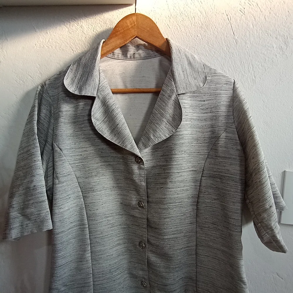 Blazer vintage cinza texturizado tamanho G