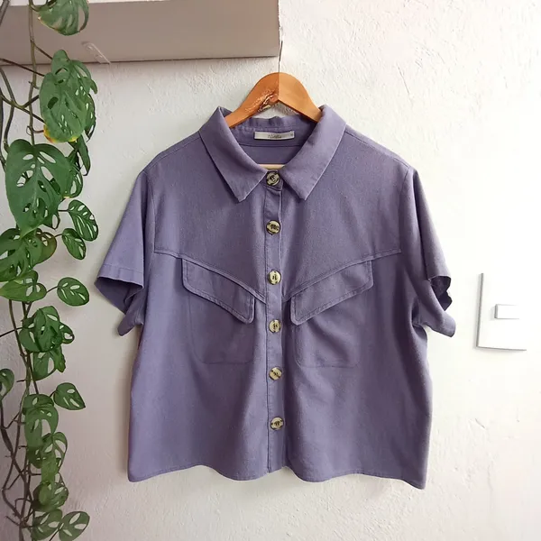 Camisa Cropped em Linho Rústico - Tamanho 48
