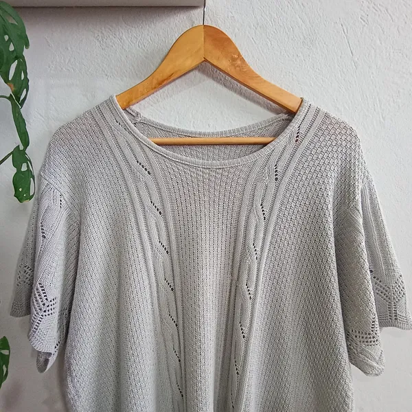 Blusa Feminina em Tricô Leve - Tamanho GG