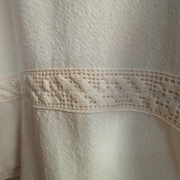 Blusa Boho Off White Artesanal com Renda Rústica - Tamanho M