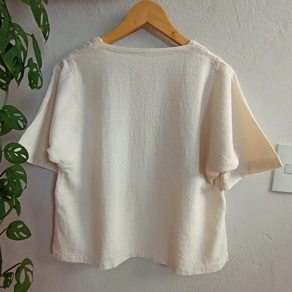 Blusa Boho Off White Artesanal com Renda Rústica - Tamanho M