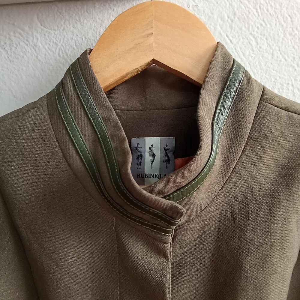 Blazer Rubinella de Alfaiataria Verde Oliva - Tamanho 42