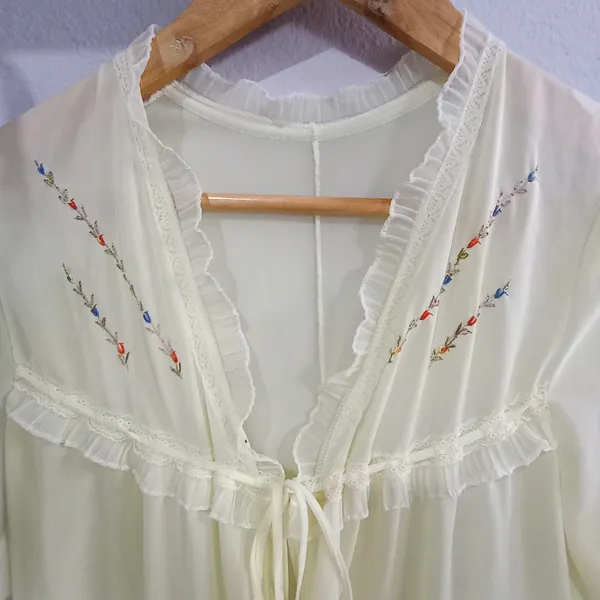 Penhoar Vintage Amarelo Manteiga Tamanho M