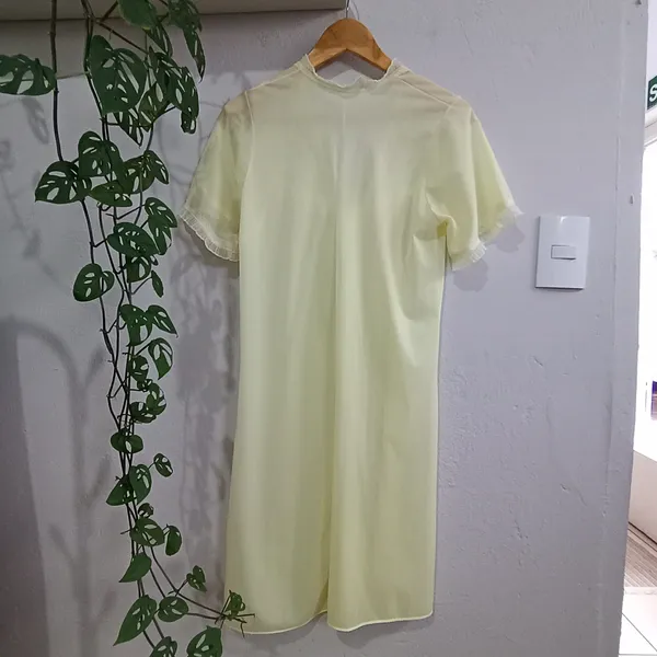 Penhoar Vintage Amarelo Manteiga Tamanho M
