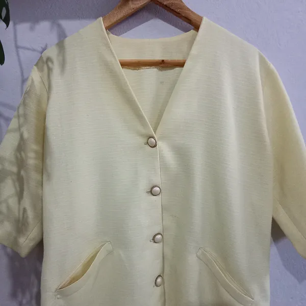 Casaqueto Artesanal de Linho Amarelo Tamanho G