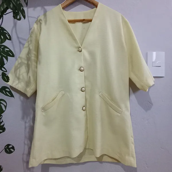 Casaqueto Artesanal de Linho Amarelo Tamanho G