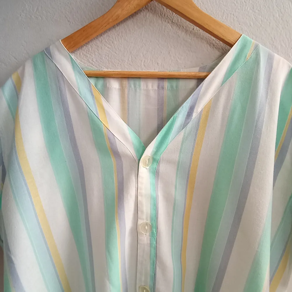 Camisa Feminina Artesanal em Algodão - Tamanho GG