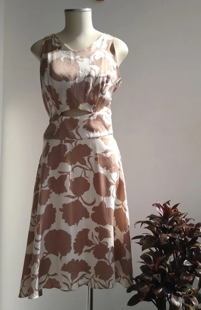 Mixed Vestido de seda estampa bege- 40