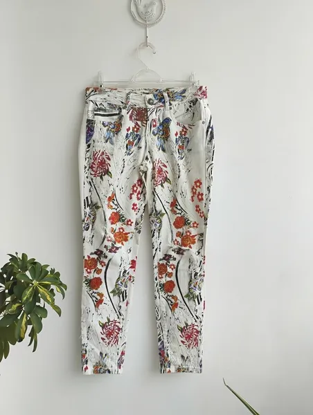 Bo.bô Calça skinny floral destroyed - 38