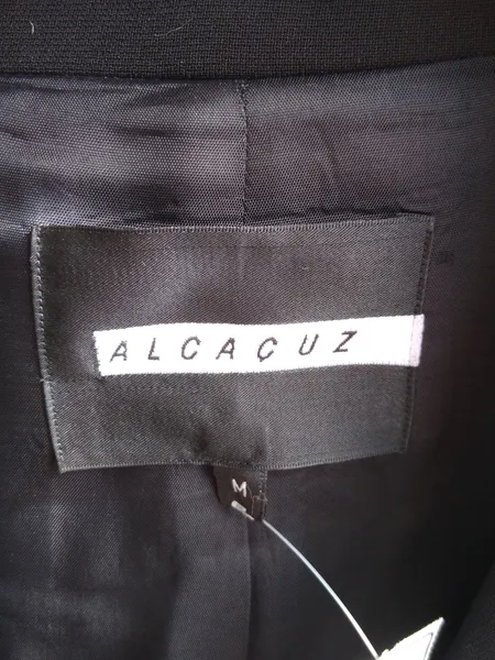Alcaçuz blazer preto curto  - M