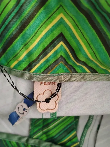 Farm shorts em sarja listrada verde - M