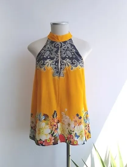 Farm Blusa cavada amarela estampa barrada - M