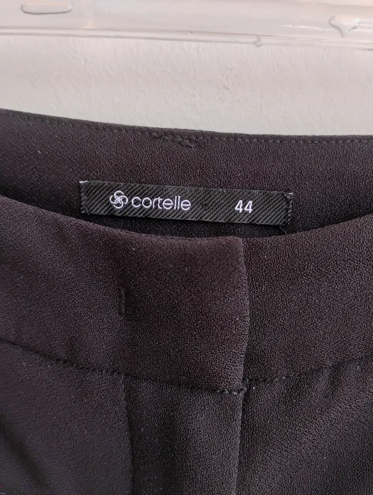 Cortelle Calça de alfaiataria Alladin em crepe preto - 44 42