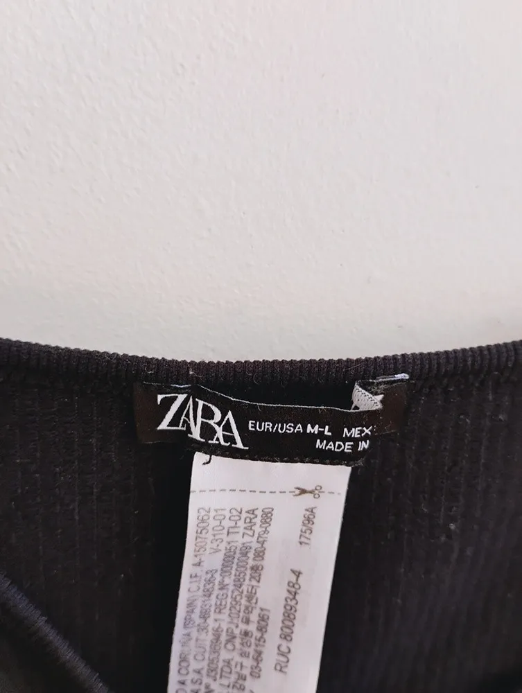 Zara regata cropped  preta canelada - G
