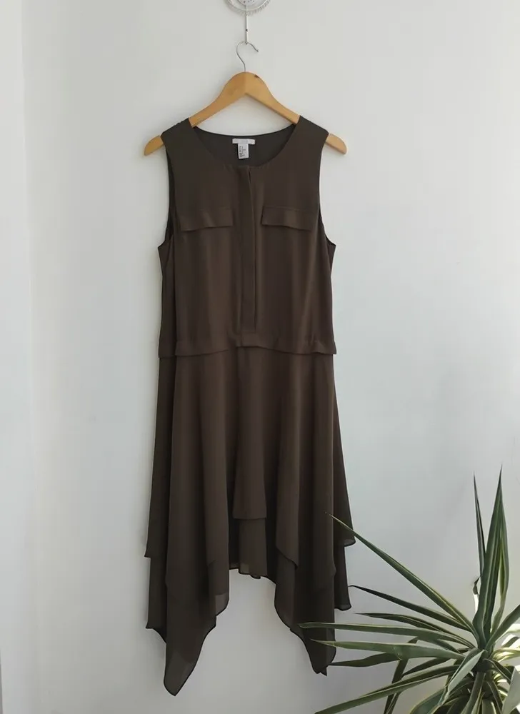H&M Vestido com barra em pontas verde oliva -42