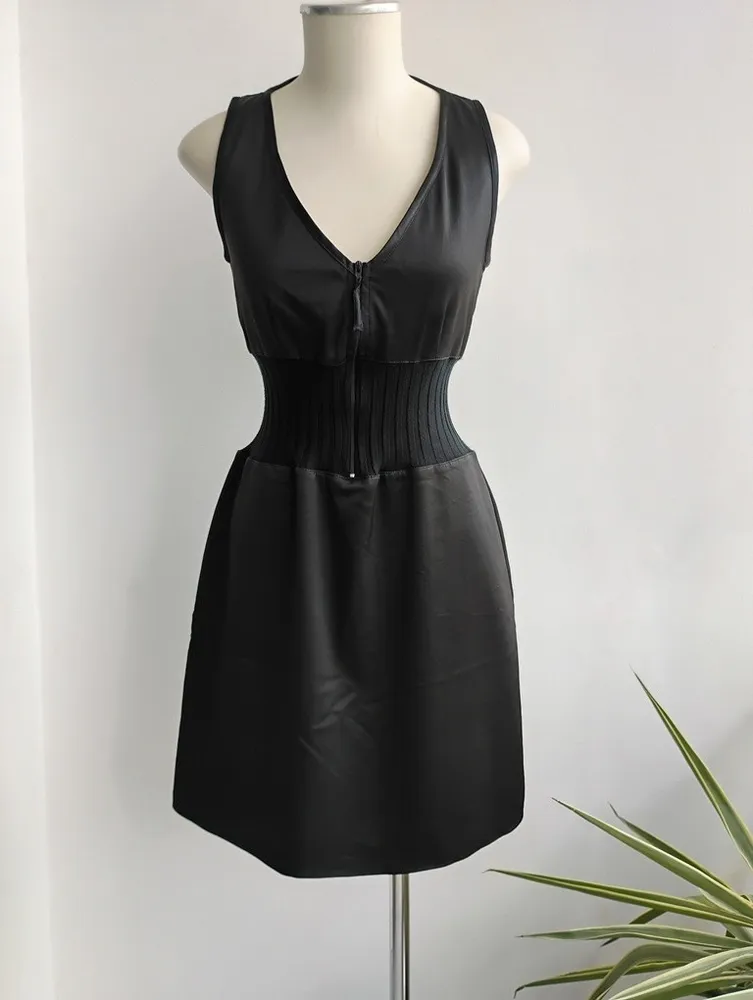 Osklen Vestido cavado acinturado preto - M