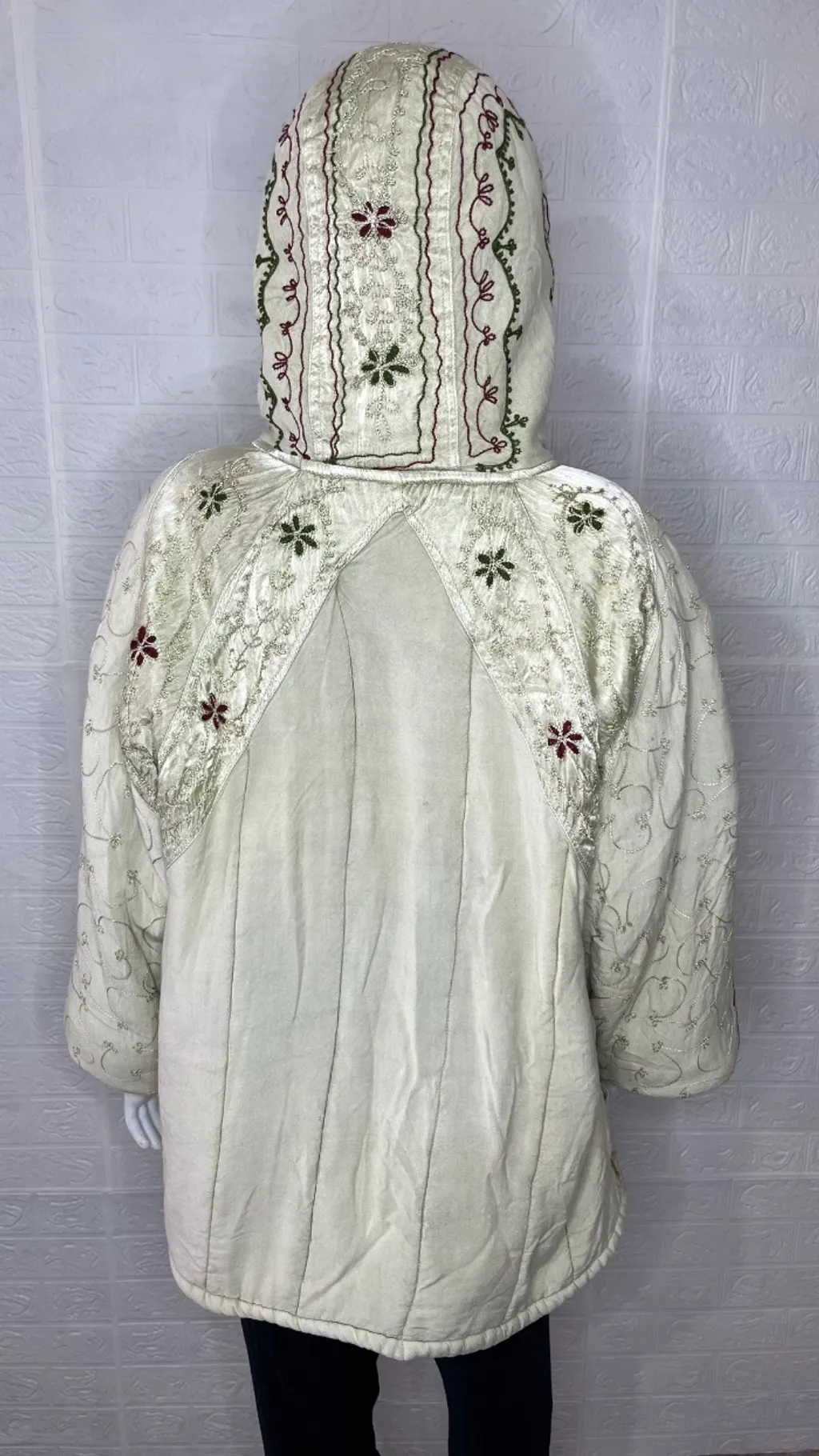 Jaqueta indiana bordada verde militar