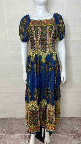 Vestido longo estampa indiana. (novo)