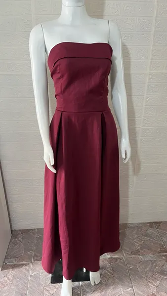 Vestido de festa marsala tomara que caia