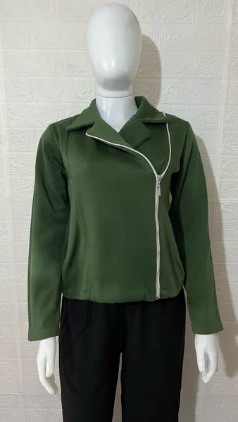 Jaqueta feminina verde militar forrada