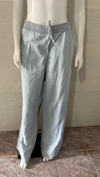 Calça feminina jeans pantalona plus size. (novo)