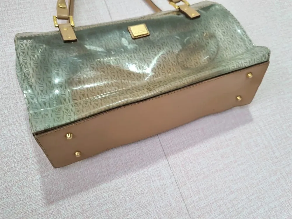 Bolsa Monica Sanches em verniz e couro bege