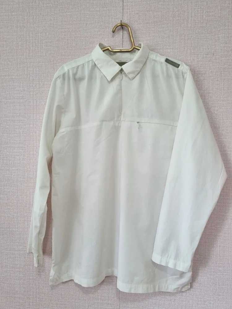 Bata de algodão branca Louis Vuitton