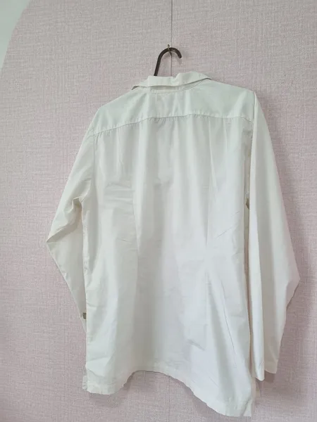 Bata de algodão branca Louis Vuitton