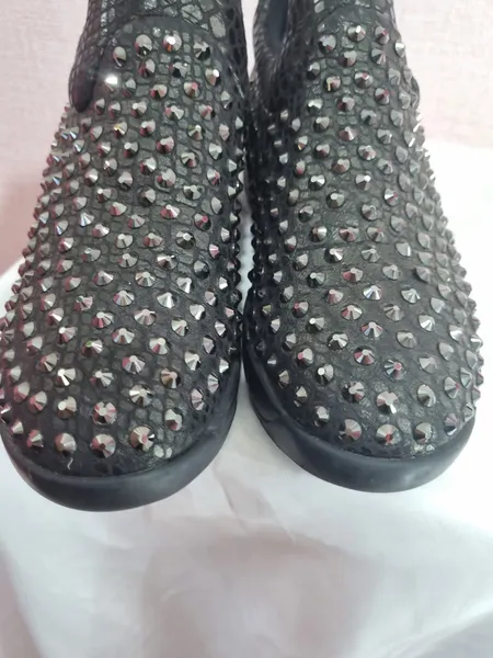 TENIS PRETO COM STRASS PINKO
