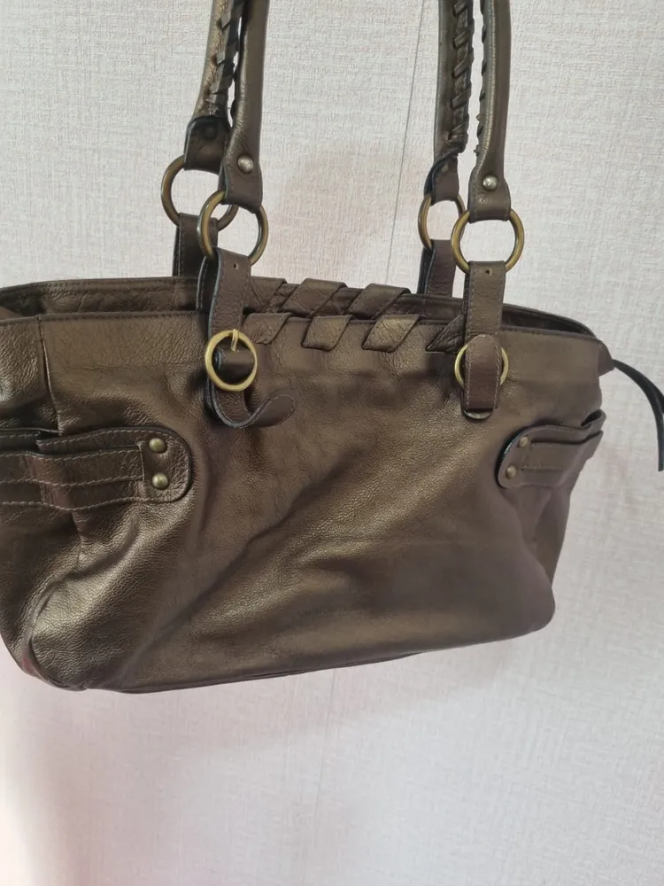 BOLSA DE OMBRO EM COURO COBRE SMARTBAG